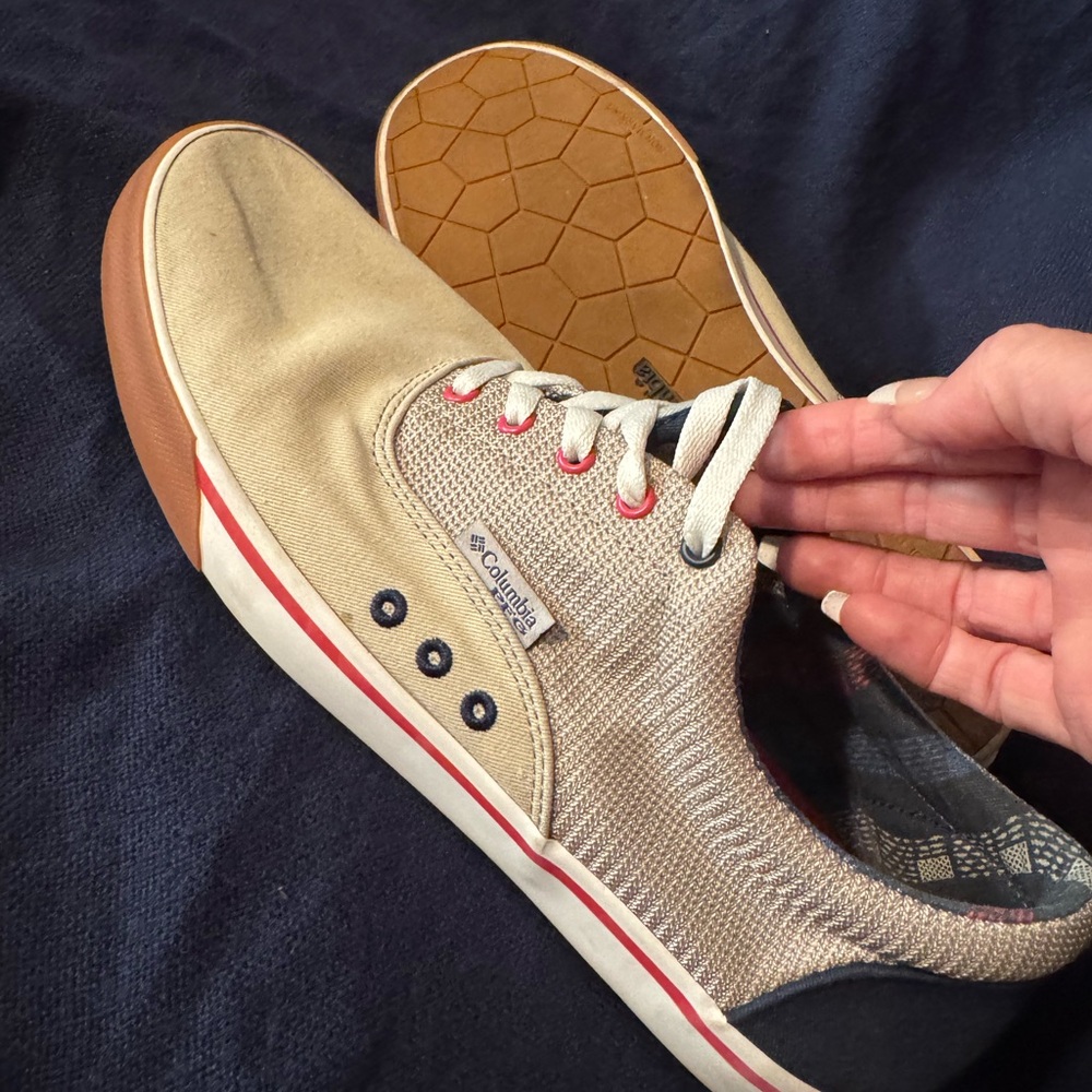 Columbia Men's Beige And Navy Sneakers View 6